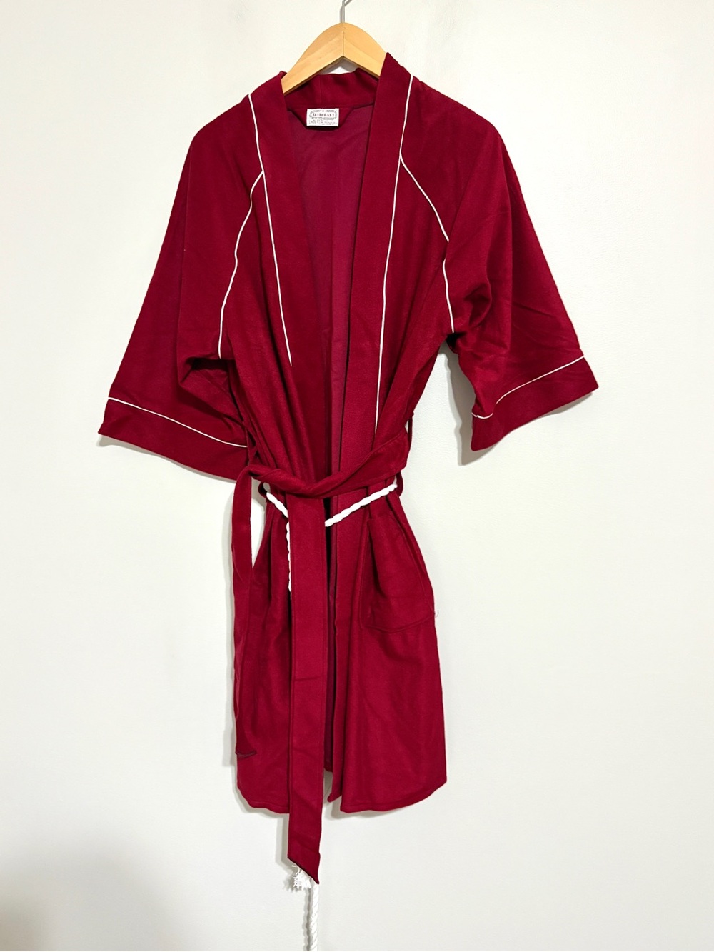 SullCraft Vintage 50s Burgundy Red Robe White Piping & Two Ties Cord NEW Unisex